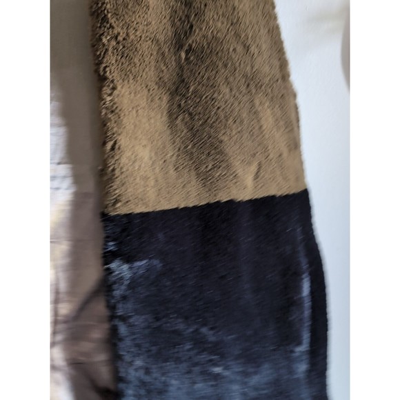 Plush Fur Vest For Women Faux Fur Color Block S/M Black & Green - H By Heurueh - Picture 6 of 9